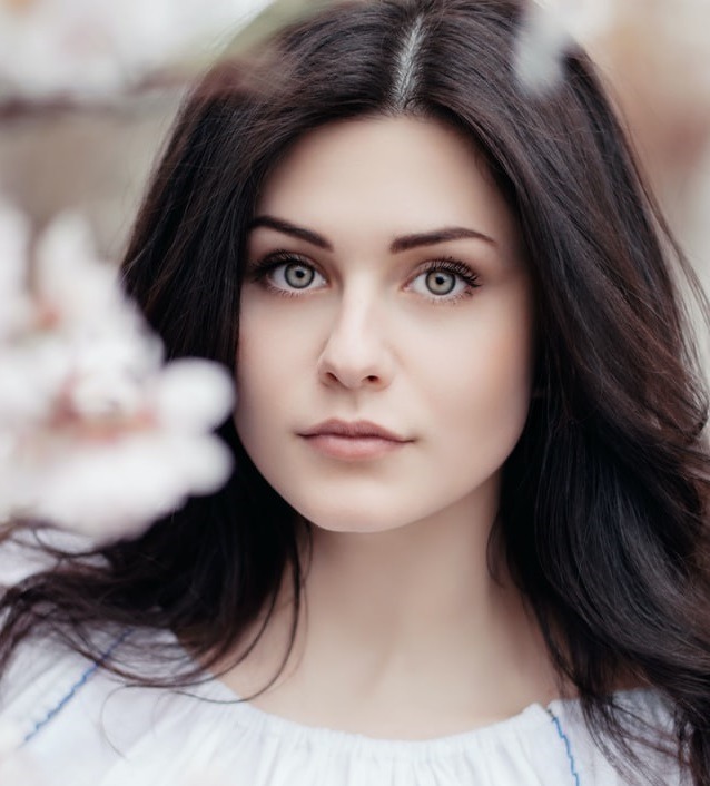 Flawless Makeup In 5 Easy Steps